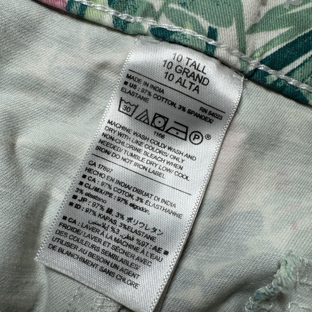 NWT Old Navy Printed Pixie Multiprint floral trop… - image 8